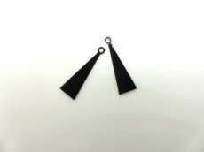 Hanger driehoekje gitzwart (XA459)